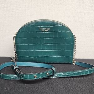 KATE SPADE SPENCER DOME TOP CRIC EMBOSSED CROSSBODY BFPM-02-046